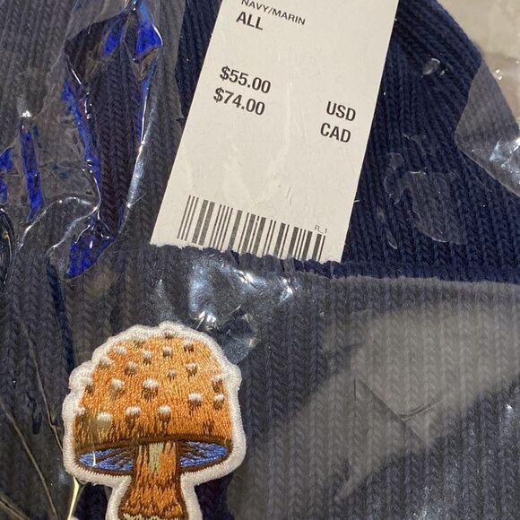 NEW Urban Outfitters Druthers Gorey Navy Embroidered Mushroom Shroom Beanie Hat - Picture 3 of 3